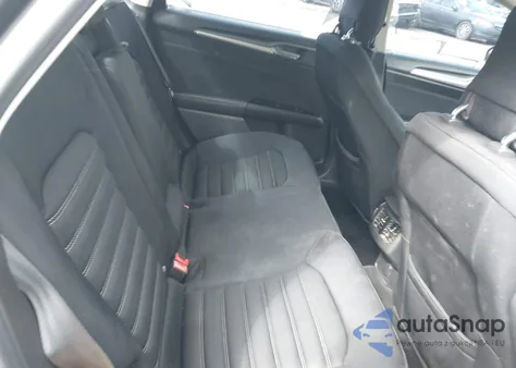 2013 Ford Fusion Se z USA, uszkodzony, nr VIN 3FA6P0H7XDR315942